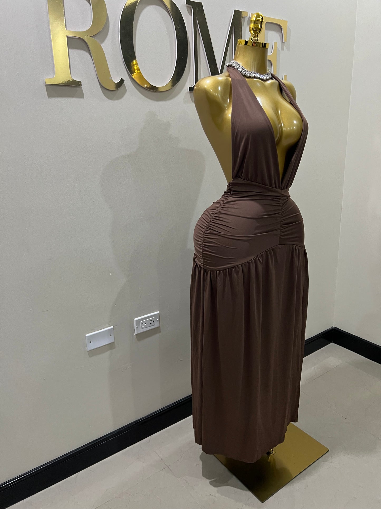 Nichelle Vibe Nara Halter Dress (Brown)