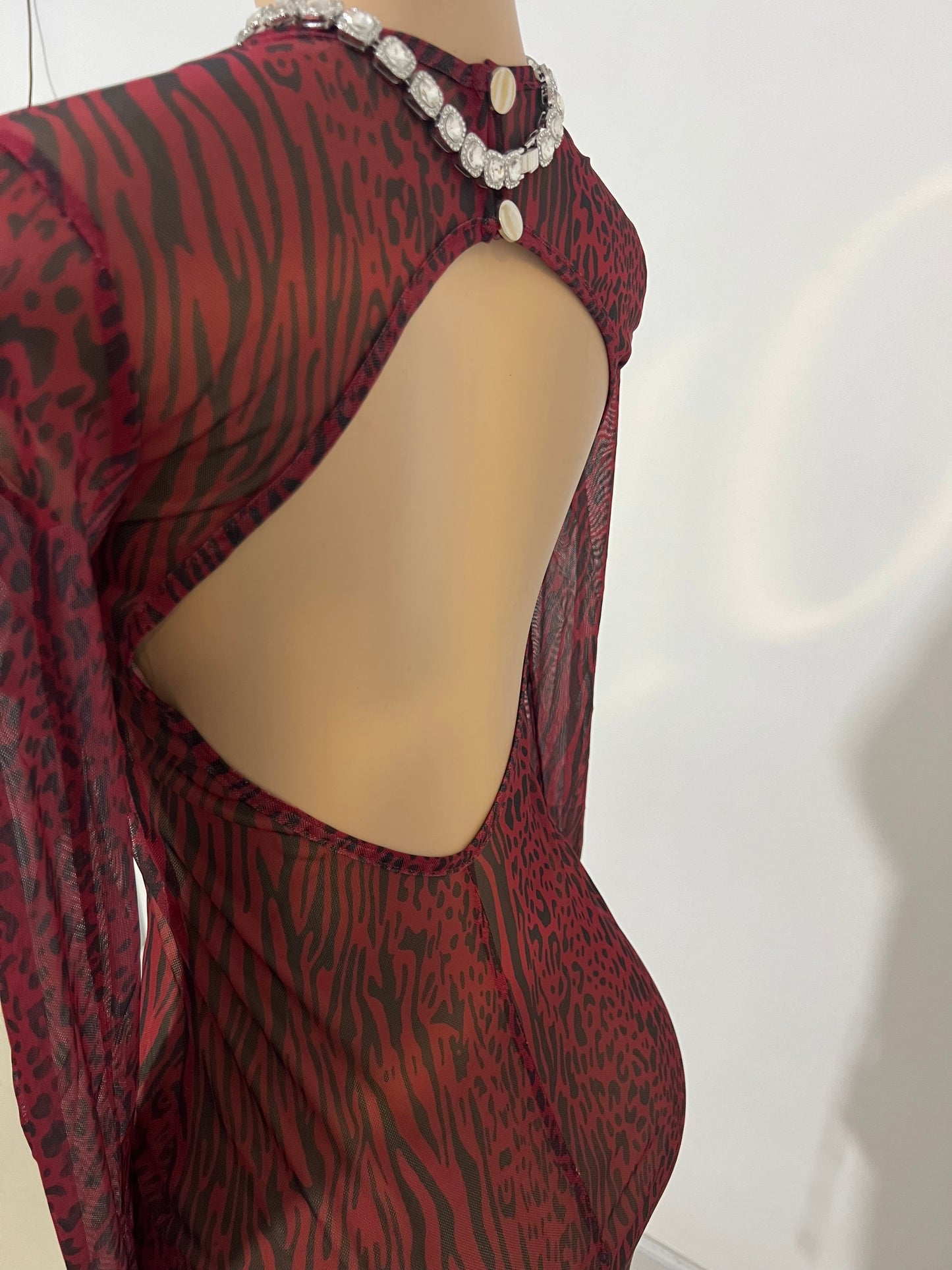 Adalaine Open Back Dress (Burgundy)