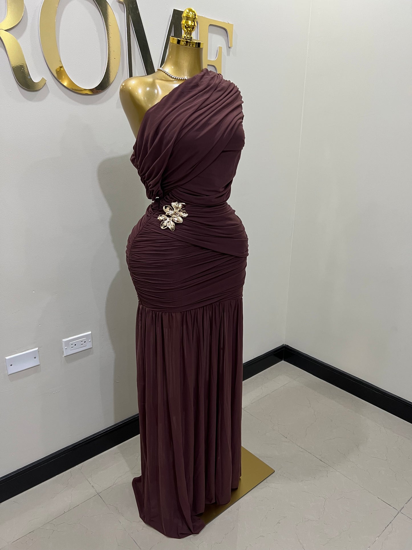 Michelle Lydia Shoulder Dress (Chestnut)