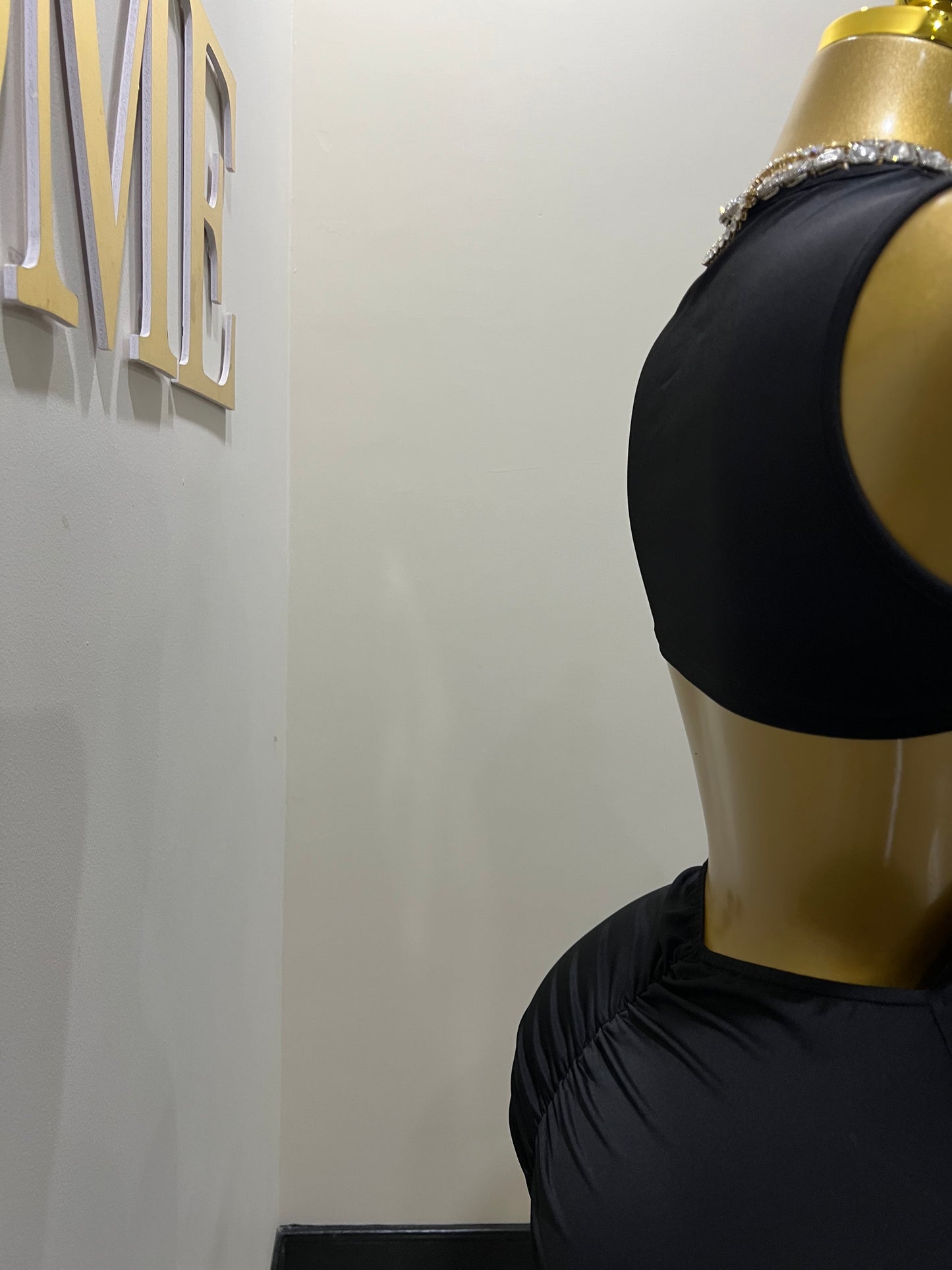 Hailey Backless Dress (Black)