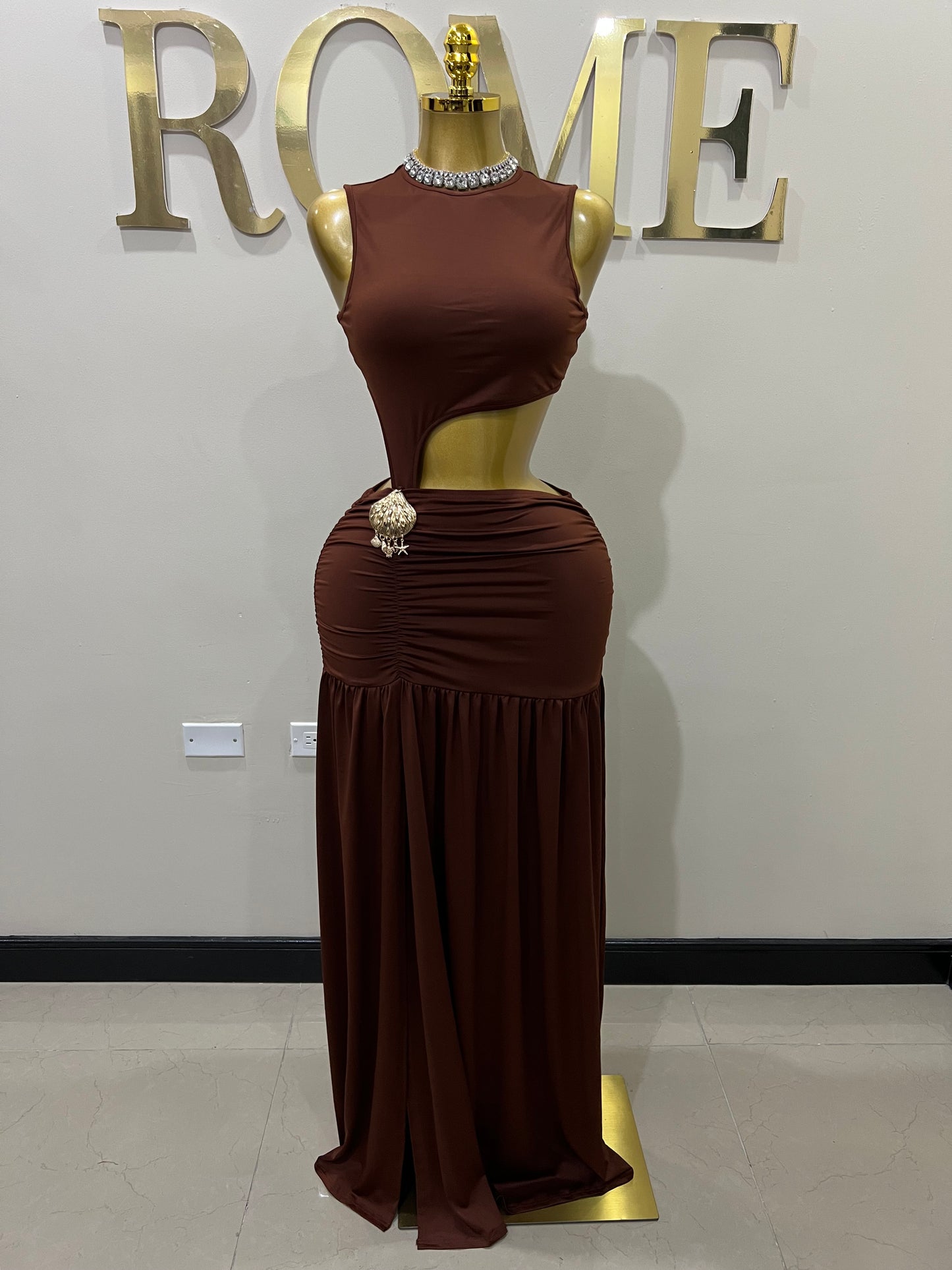 Attached Nara Seashell Split Dress (Brown)