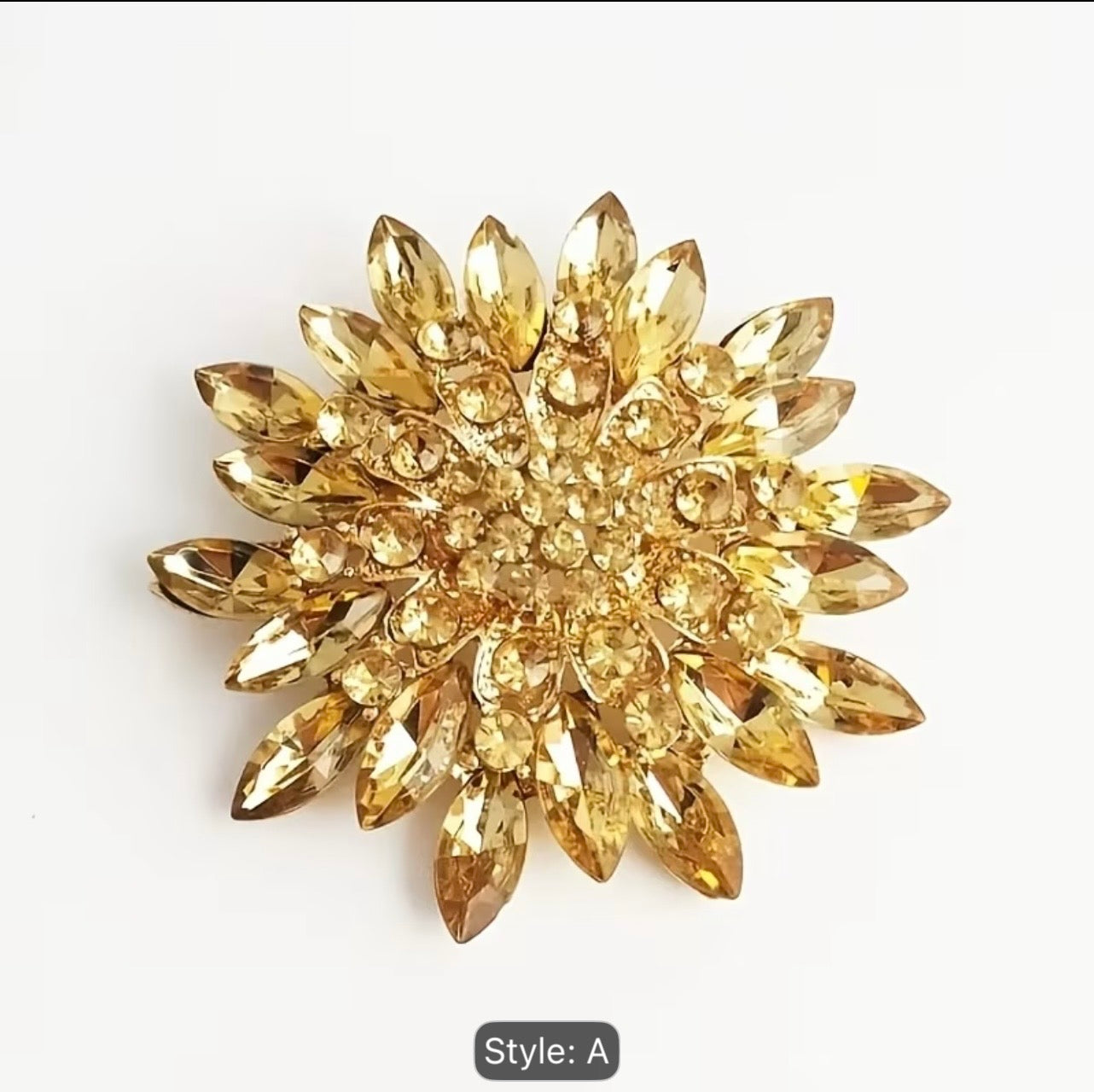 Flower Gemstone Brooch (Gold)