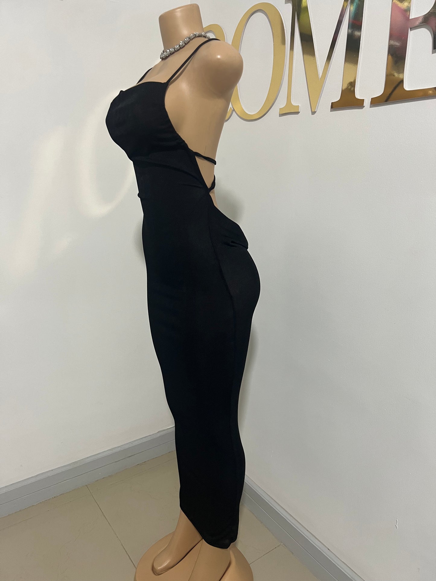 Carey Vibe Dress (Black)