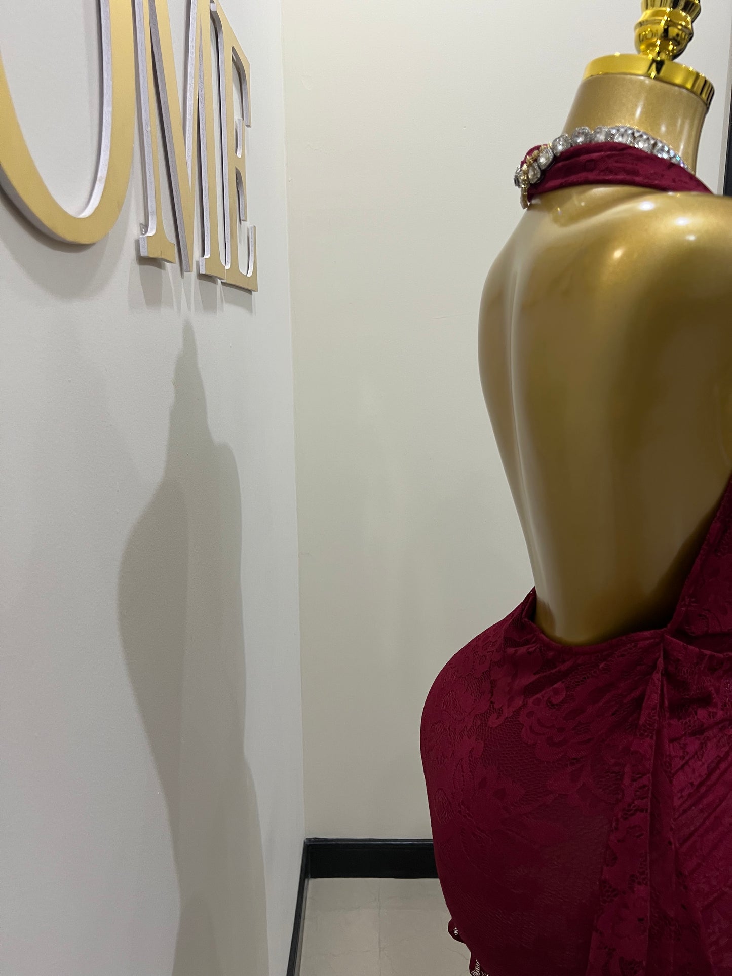 Trina Lace Backless Dress (Burgundy)