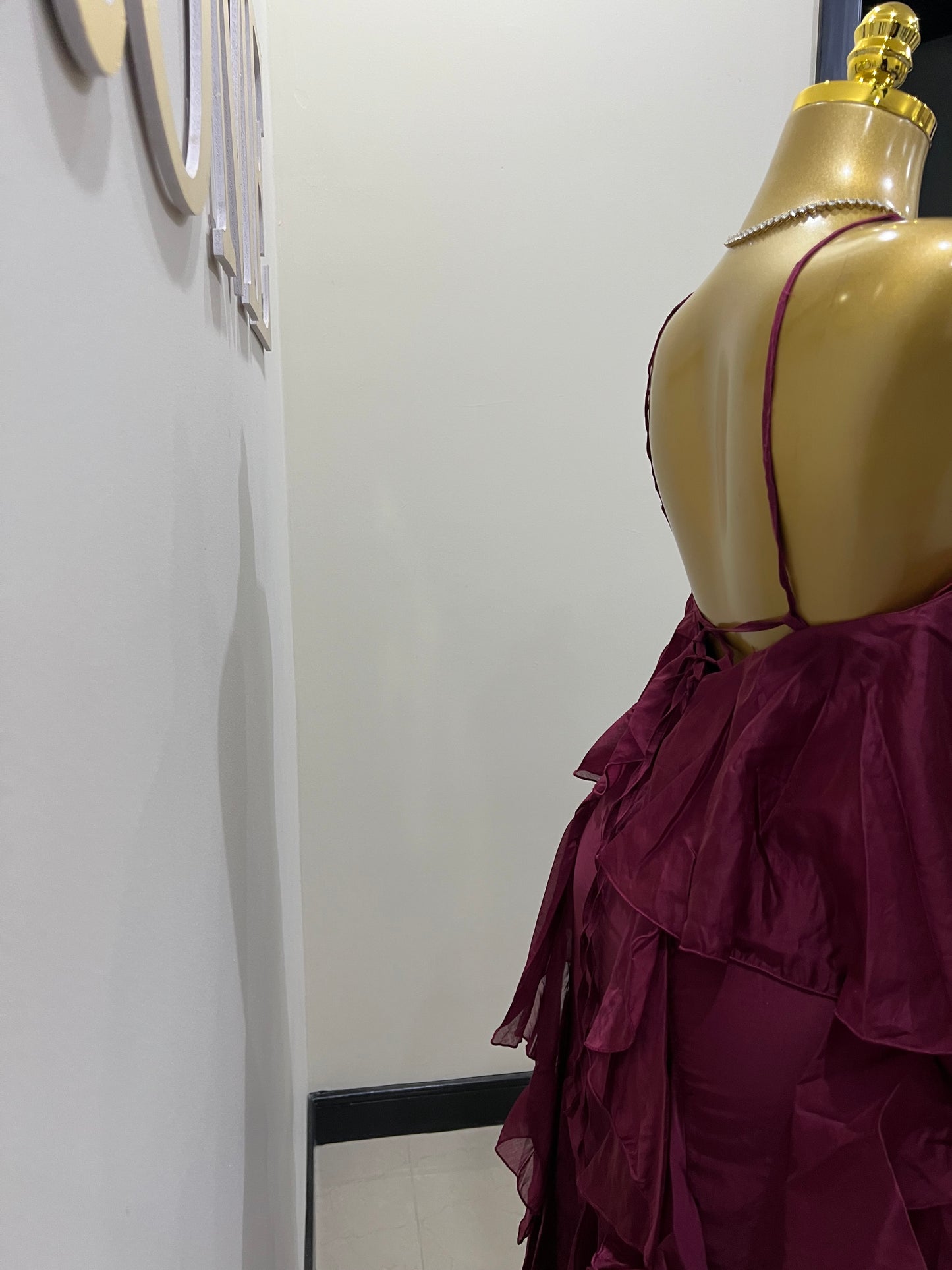 Rumi Chen Ruffle Long Dress (Burgundy)