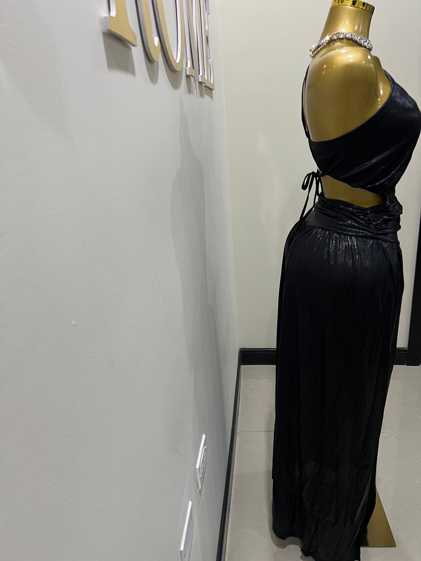 Sarah Giselle Dress (Black)