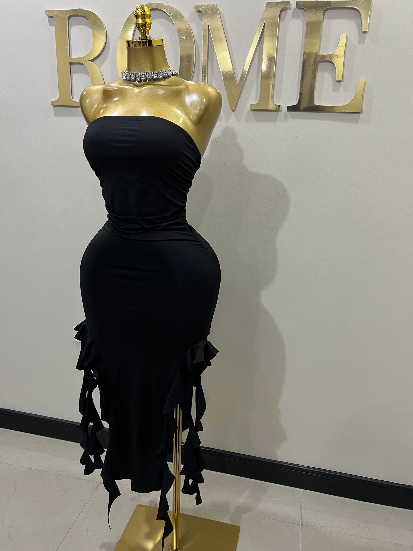 Nia Ruffle Dress (Black)