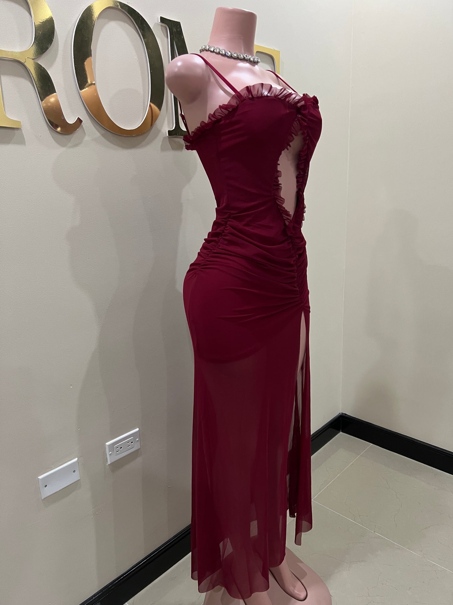 Mila Isabella Dress (Burgundy)