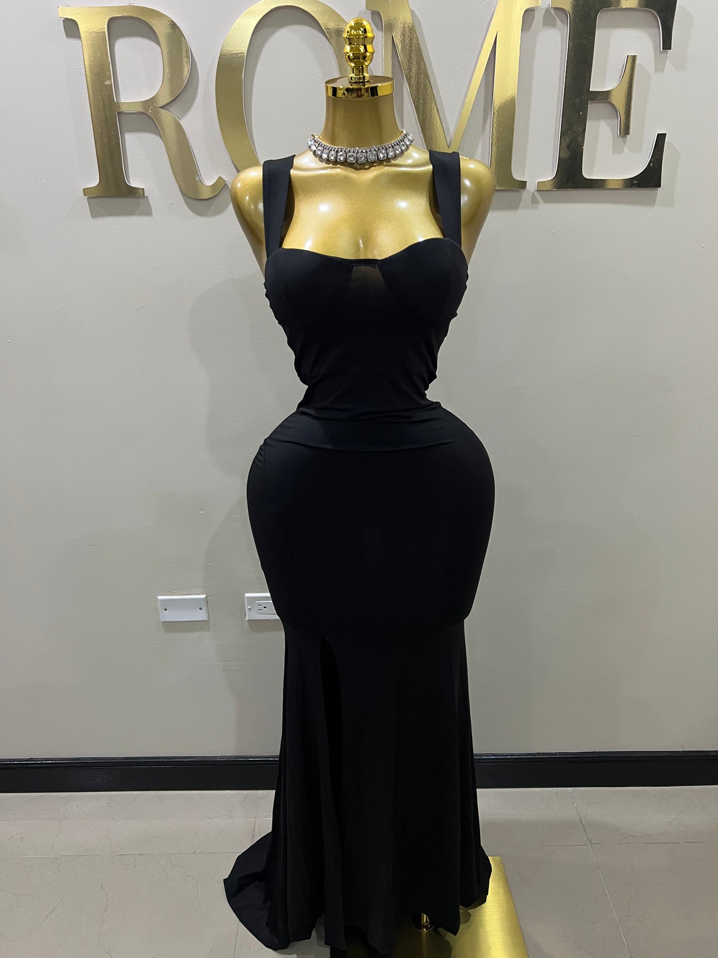 Kerry Ann Train Dress (Black)