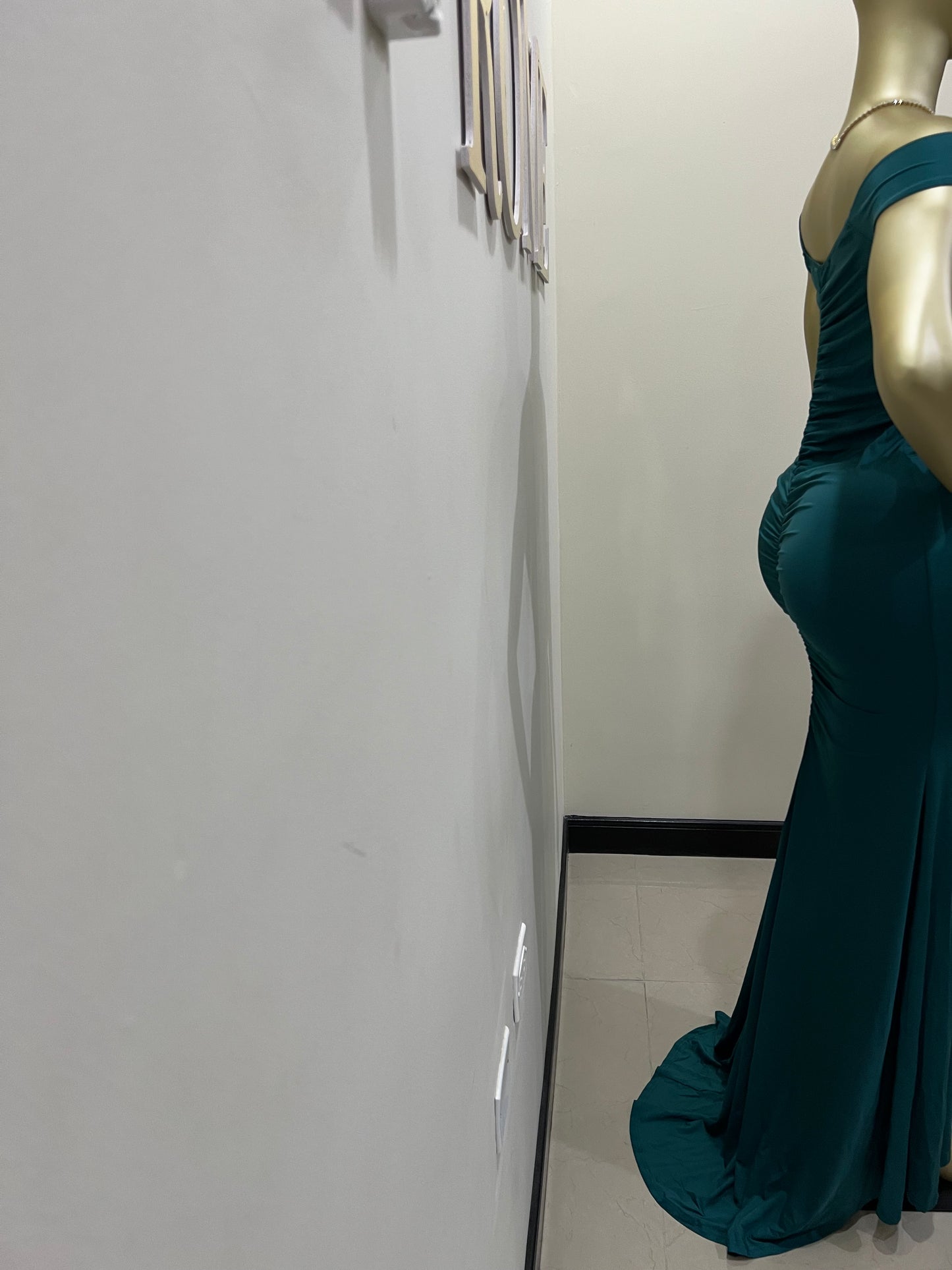 Kerry Elle Train Dress (Green)