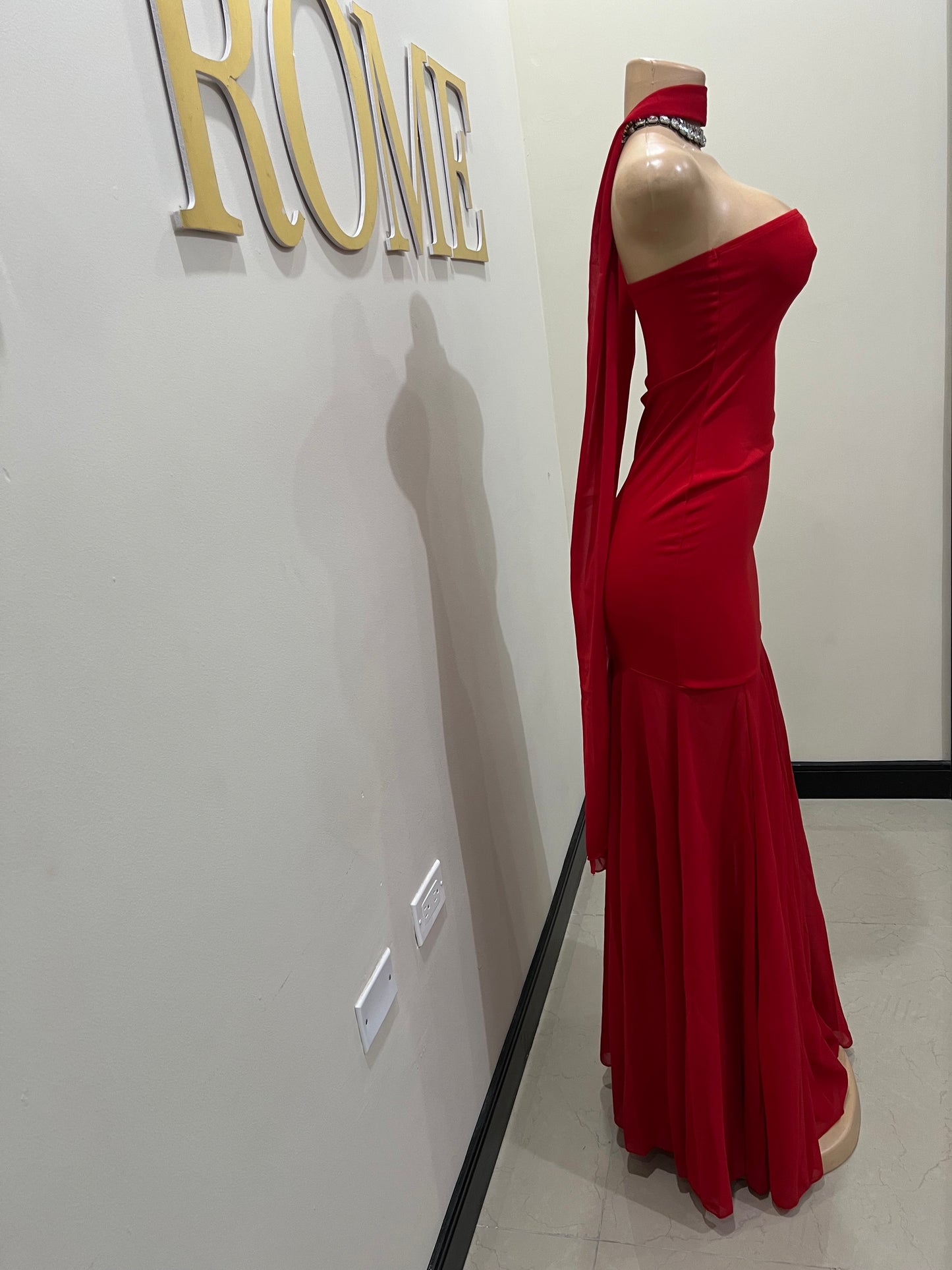 Ms. Shippen Scarf Dress (Red)