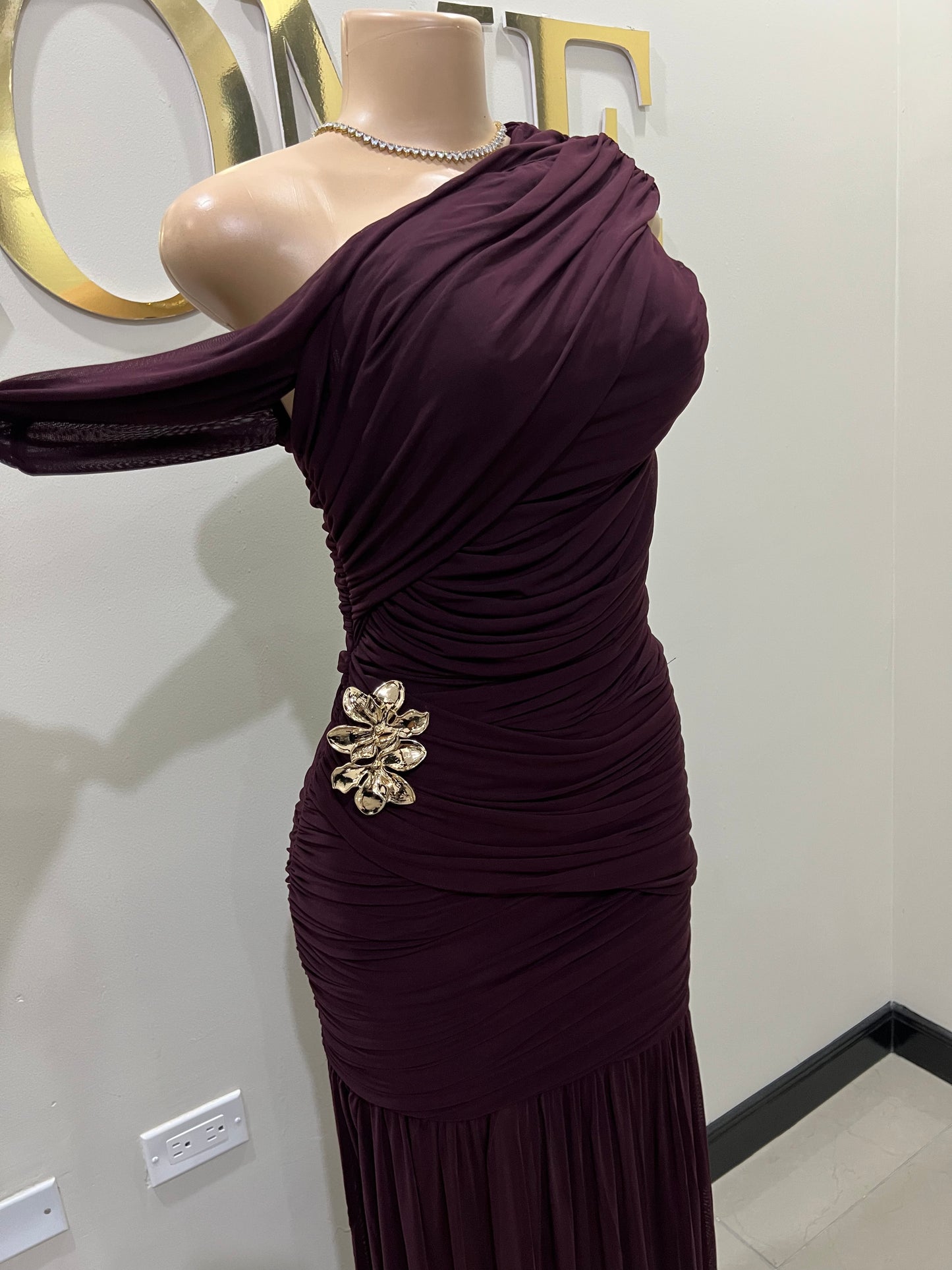 Michelle Lydia Shoulder Dress (Espresso)