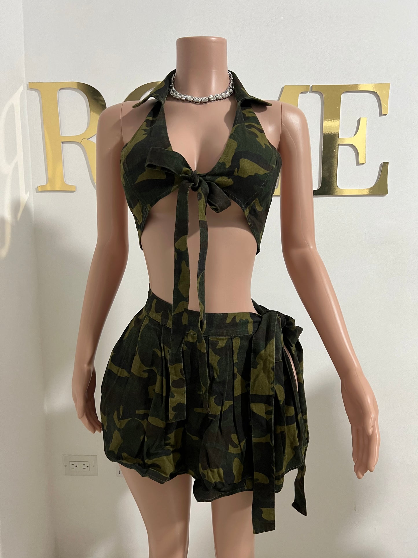 Ari Camouflage Pleated Skirt Set