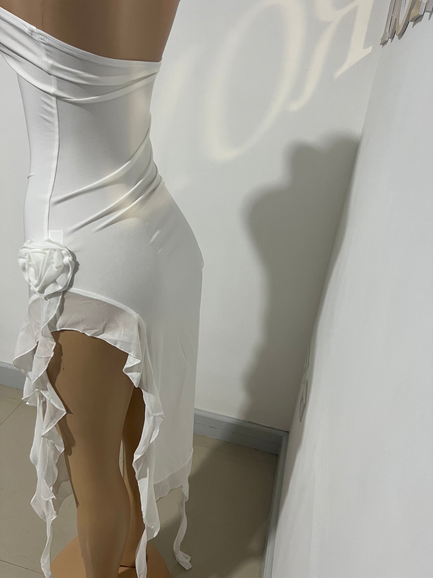 Rose Ruffle Dress (White)