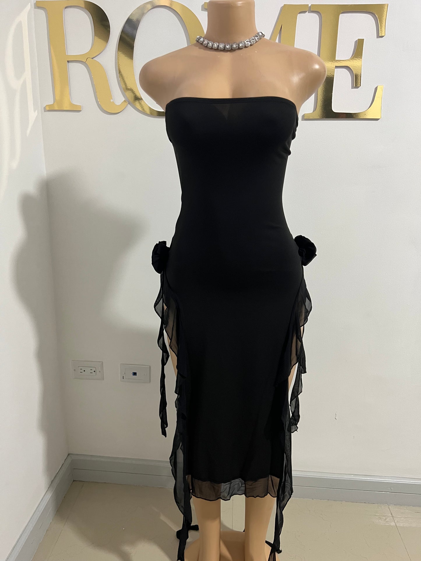 Rose Ruffle Dress (Black)