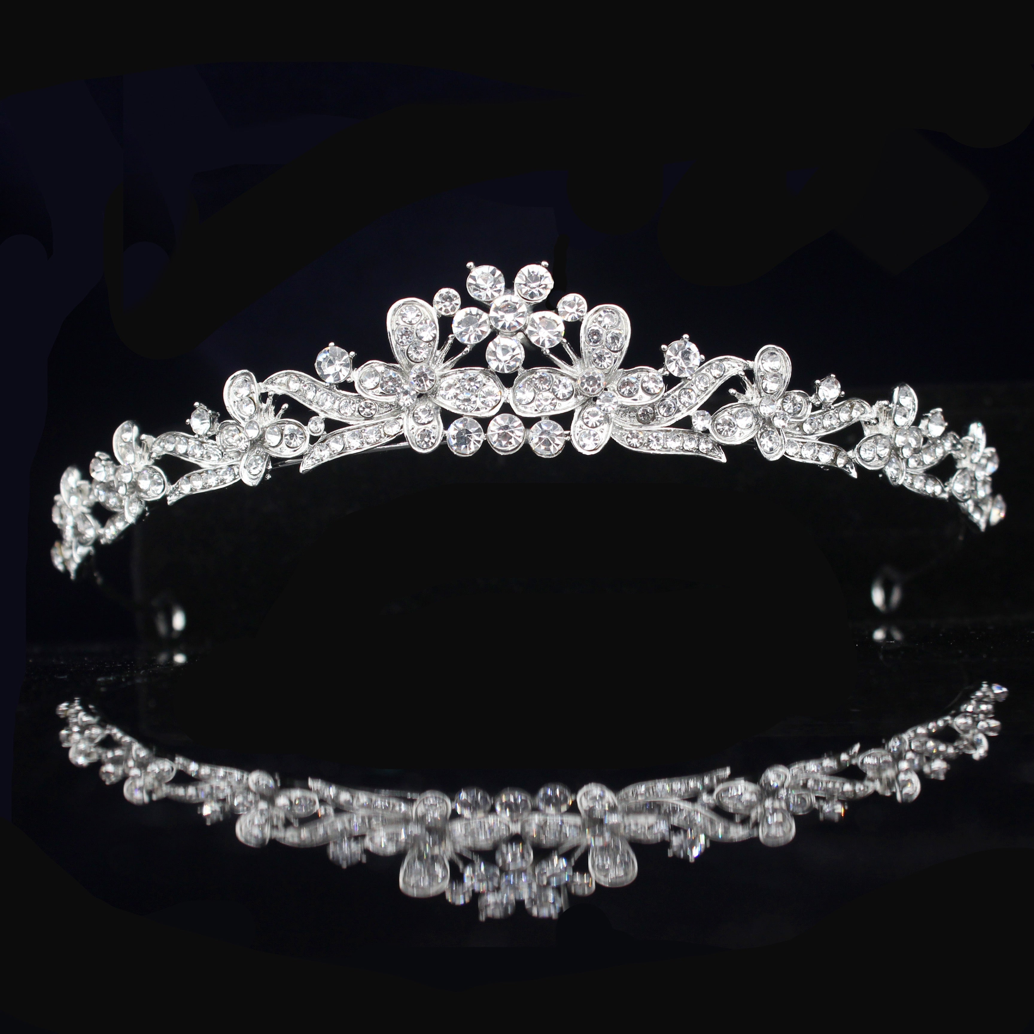 Amy Crystal Tiara (Silver) – Rome Fashion House