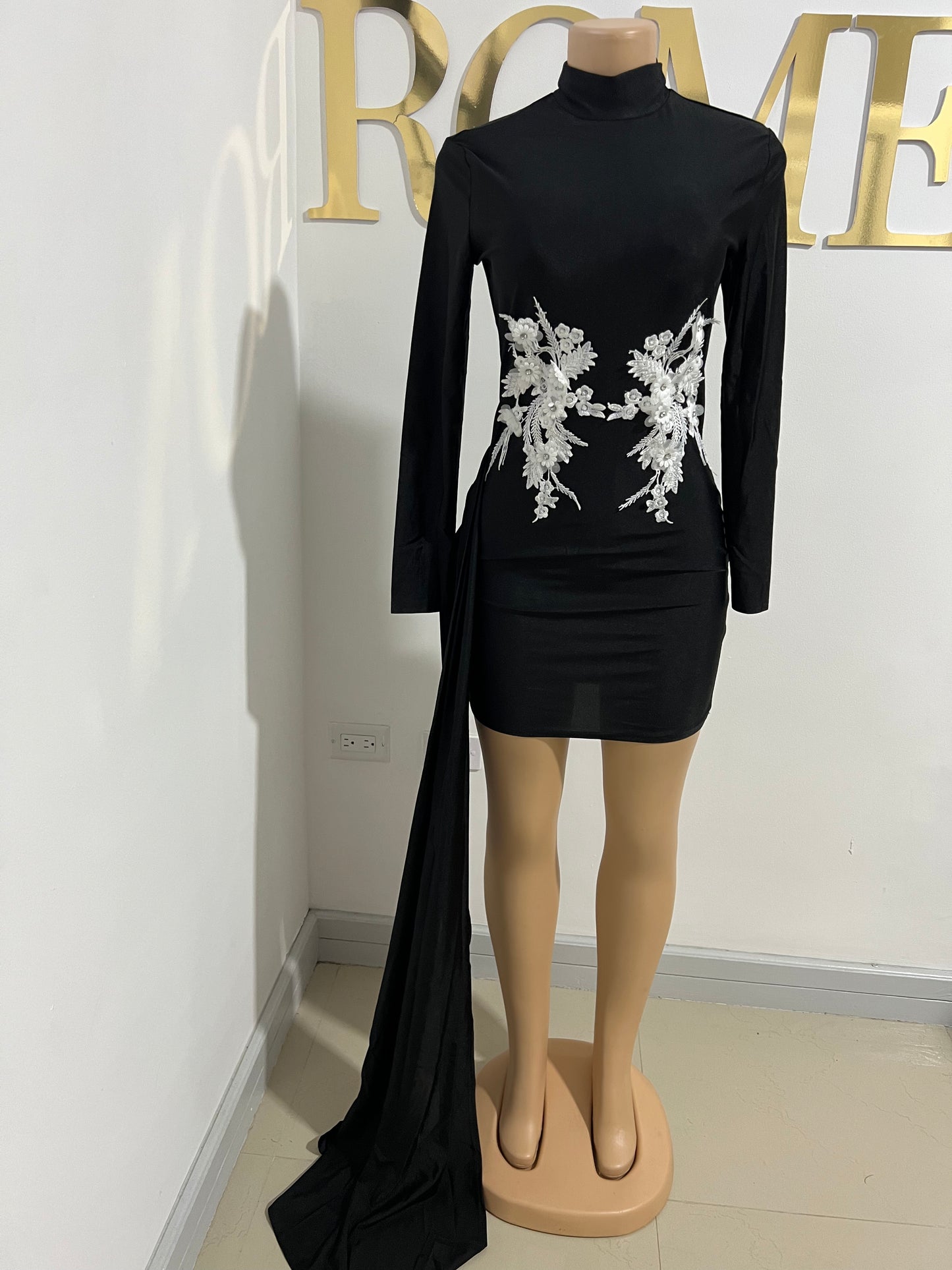 Olivia Allegra Dress (Black)