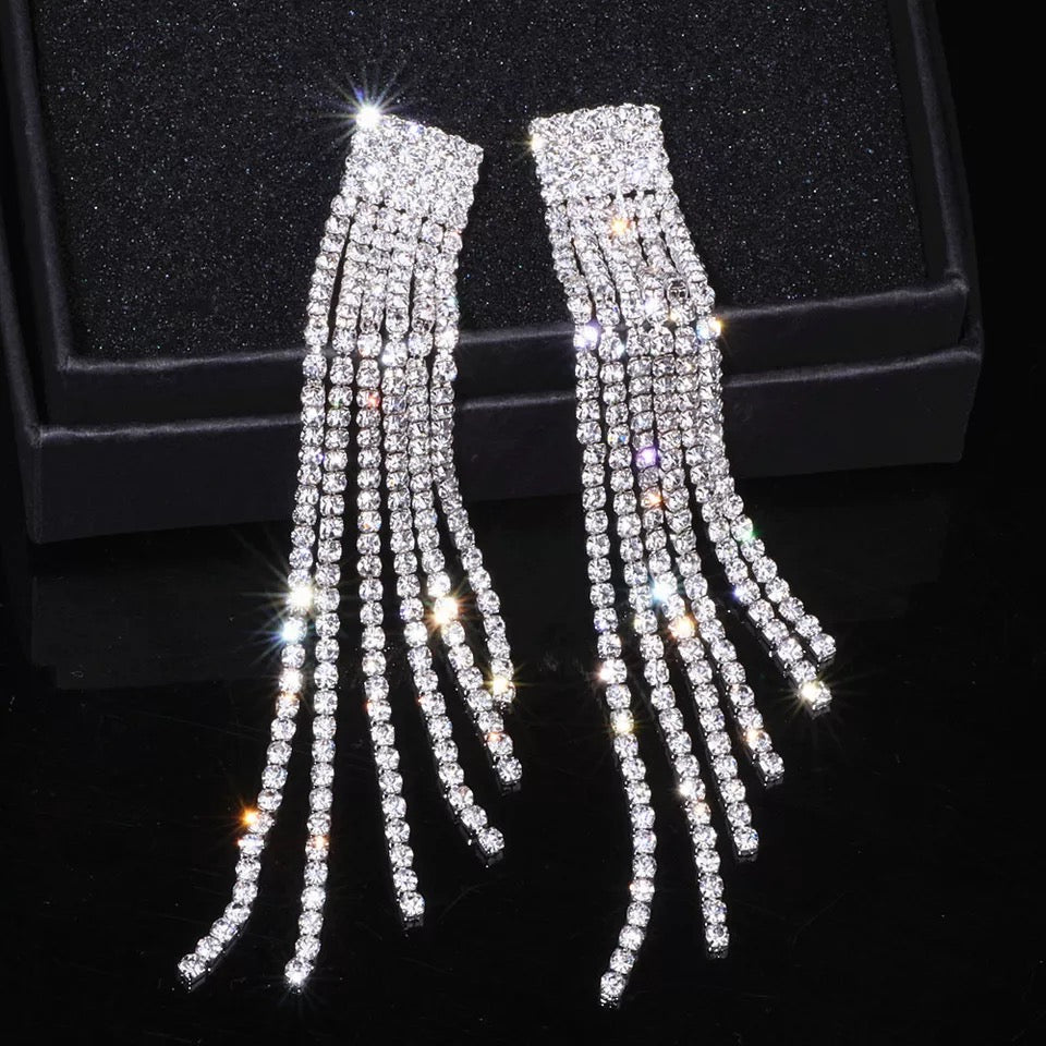 Talia Crystal Earrings (Silver)