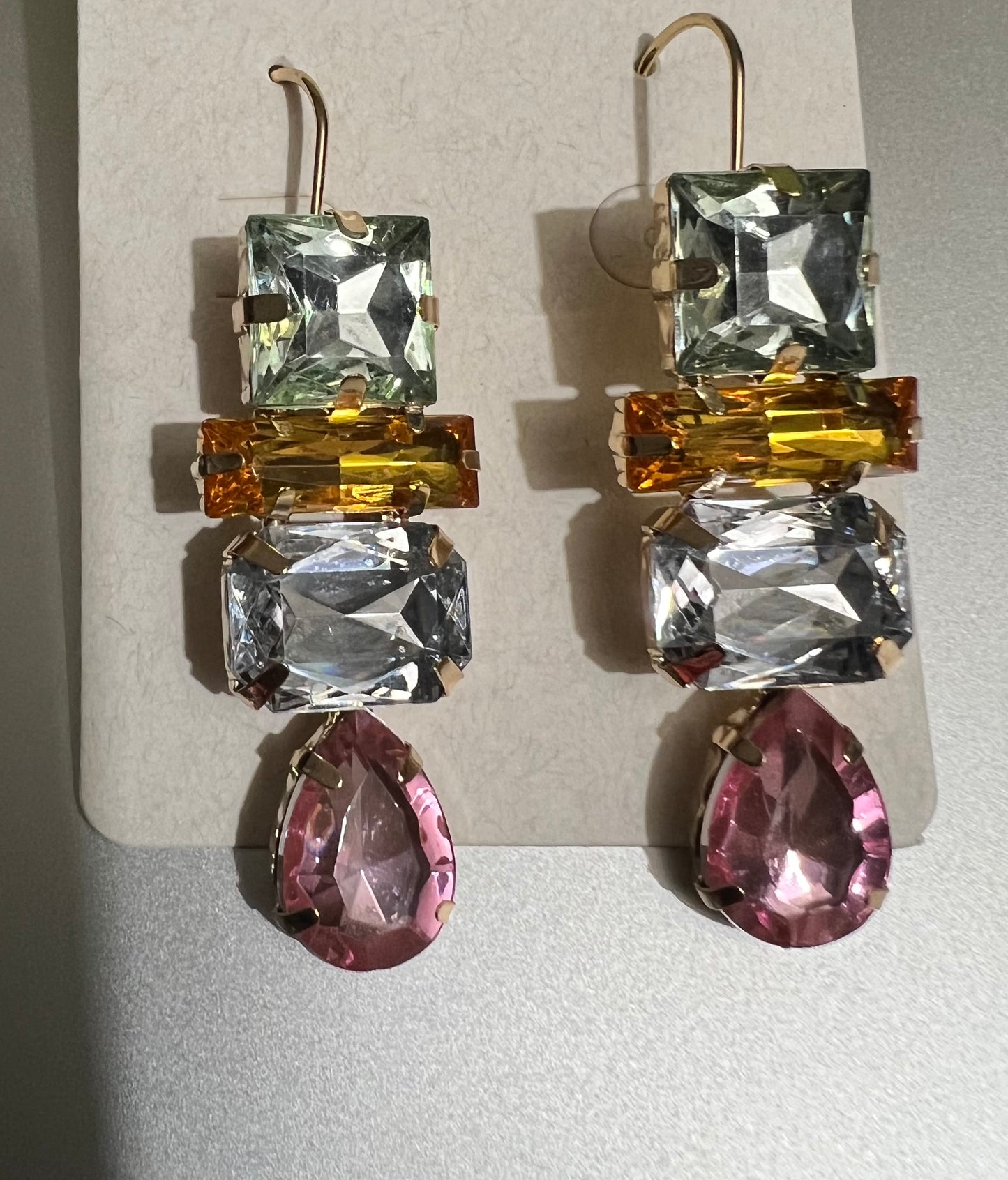 Ellen Crystal Earrings (Pink)