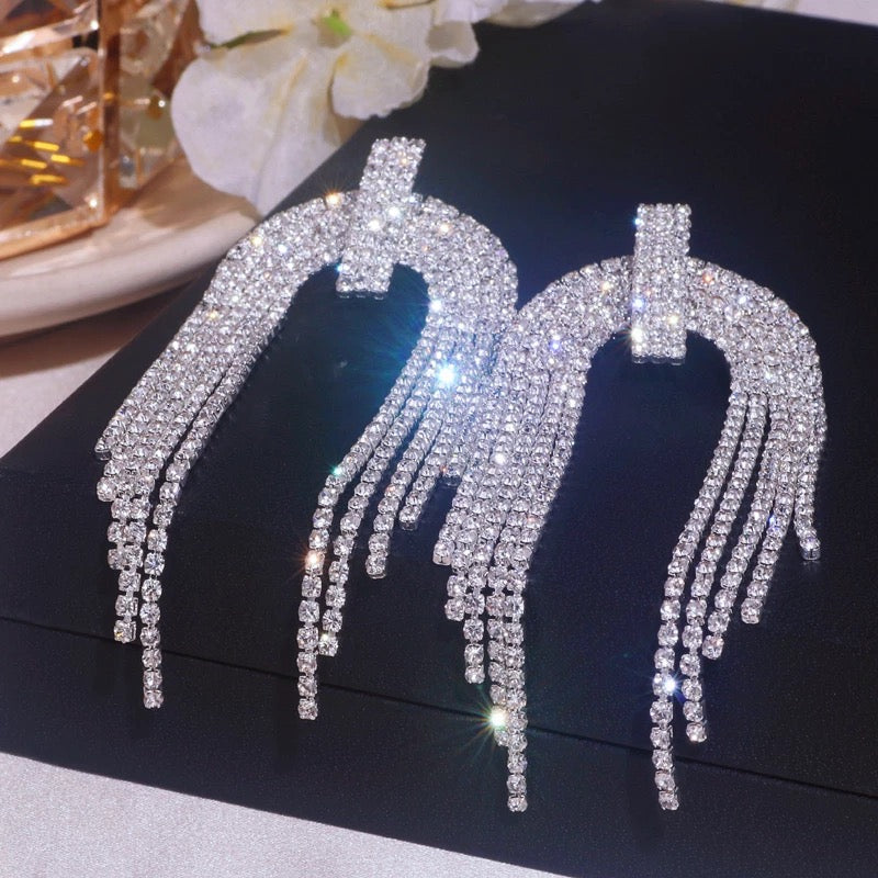 Diva Crystal Earrings (Silver)