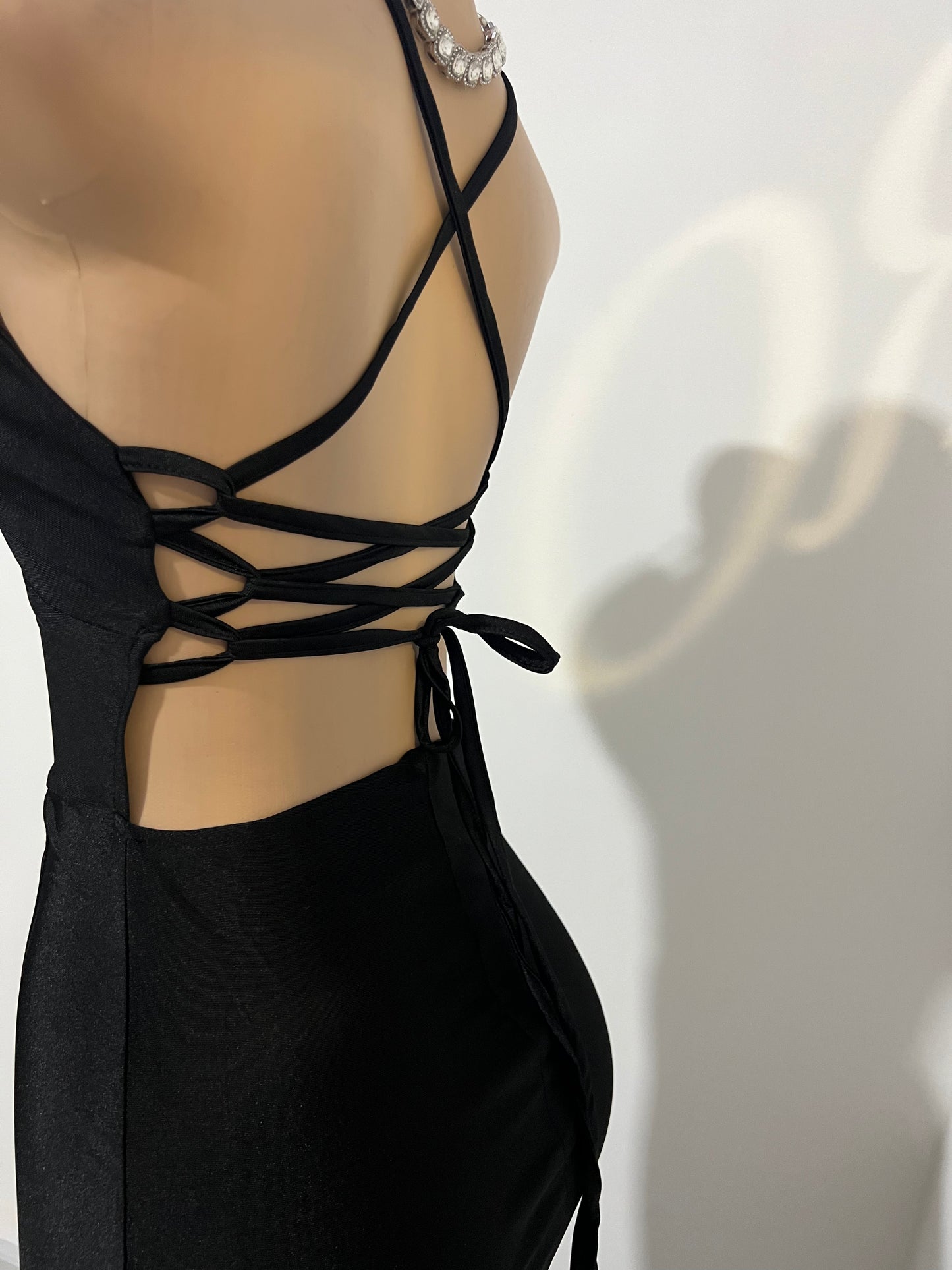 Kerry Strappy Dress (Black)