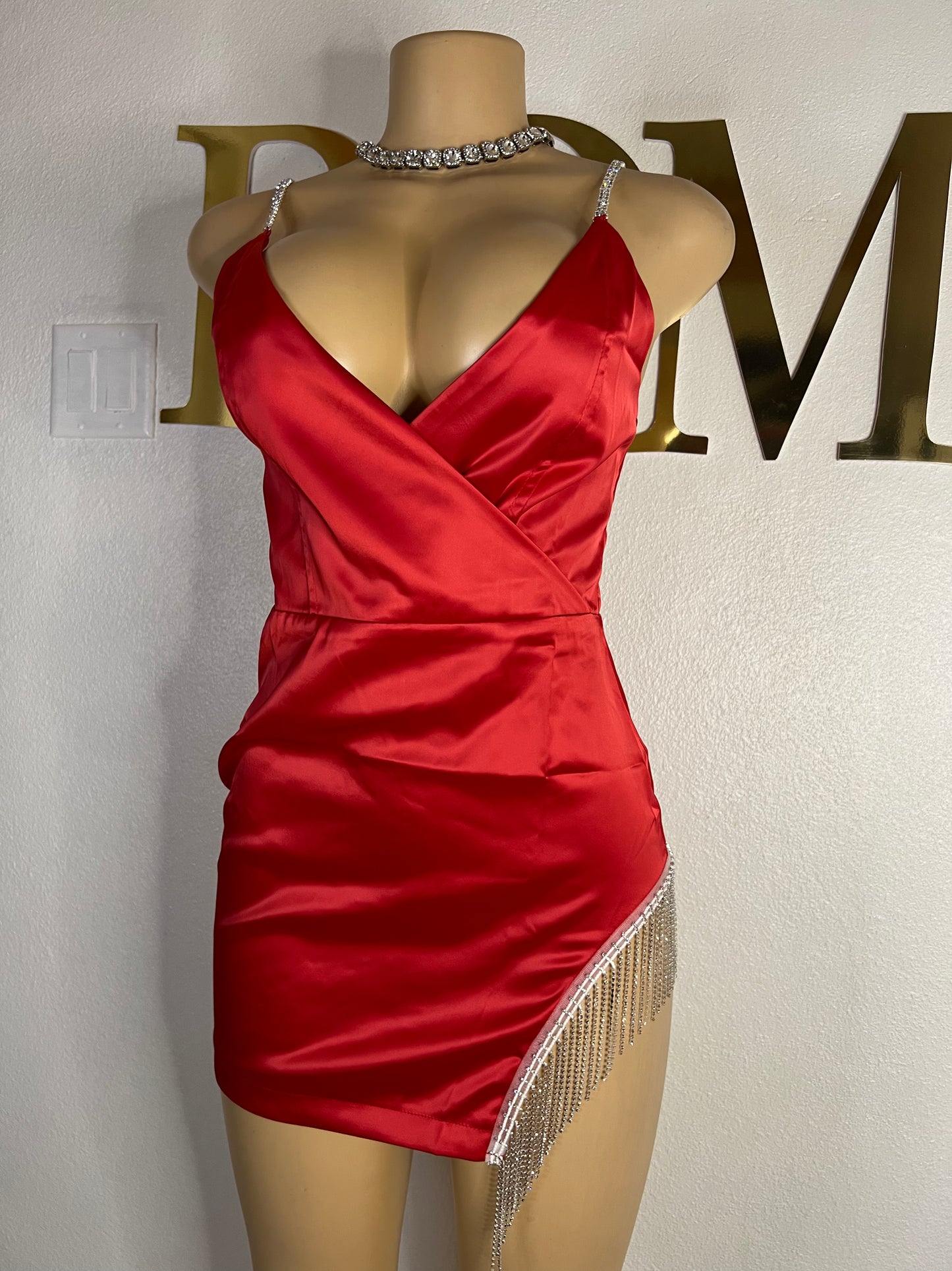 Becca V Dress (Red)