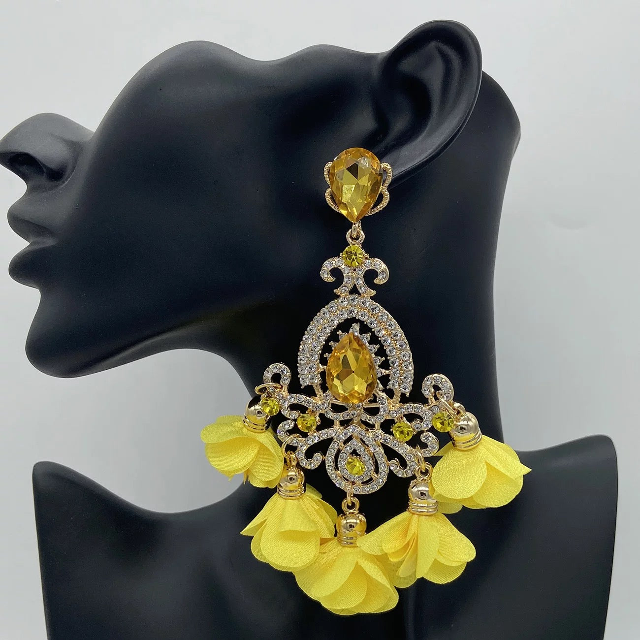 Prescilla Flower Earrings (Yellow)