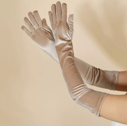 Long Velvet Gloves (Champagne)