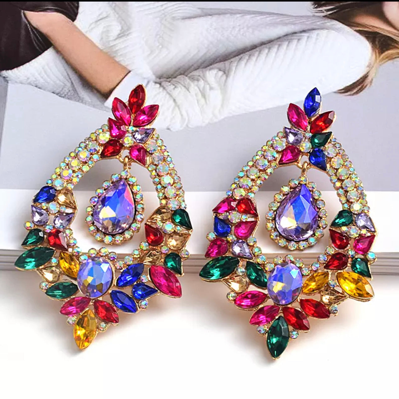 Anie Crystal Earrings (Multi Color)